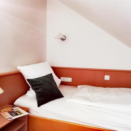 Appartement-Hotel Sibyllenbad Neualbenreuth Exterior photo